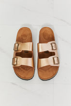 Load image into Gallery viewer, MMShoes Best Life Double-Banded Slide Sandal in Gold
