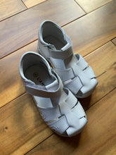 Load image into Gallery viewer, Sugar Mold-3 Hole in Natural 11x5x3.5