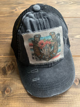 Load image into Gallery viewer, Vintage Black Criss Cross Ponytail Hat with Western Skull Horseshoe Patch
